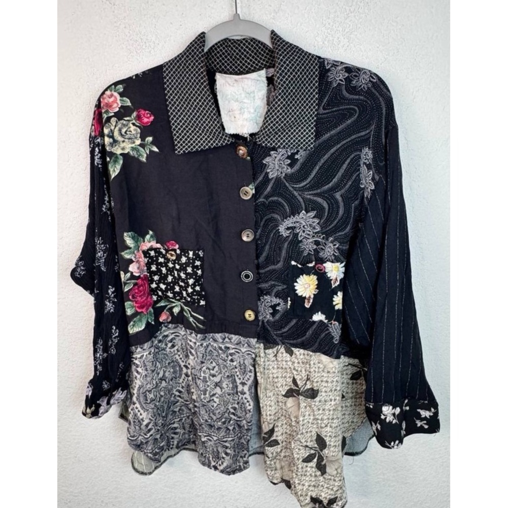 Vintage Patchwork Floral Button Front Blouse Women's One Size Cottagecore Artsy